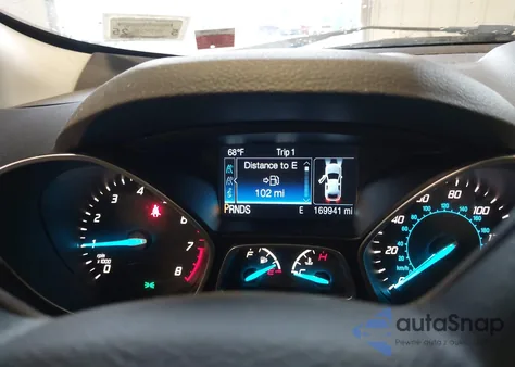 2014 Ford Escape Titanium z USA, uszkodzony, nr VIN 1FMCU9JX7EUC35881